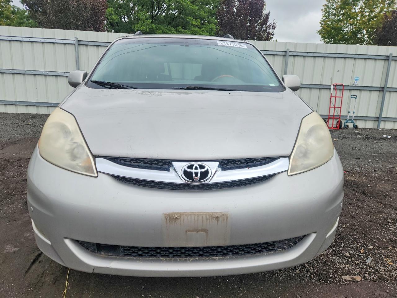 2009 Toyota Sienna Limited Beige vin: 5TDBK22C49S026293