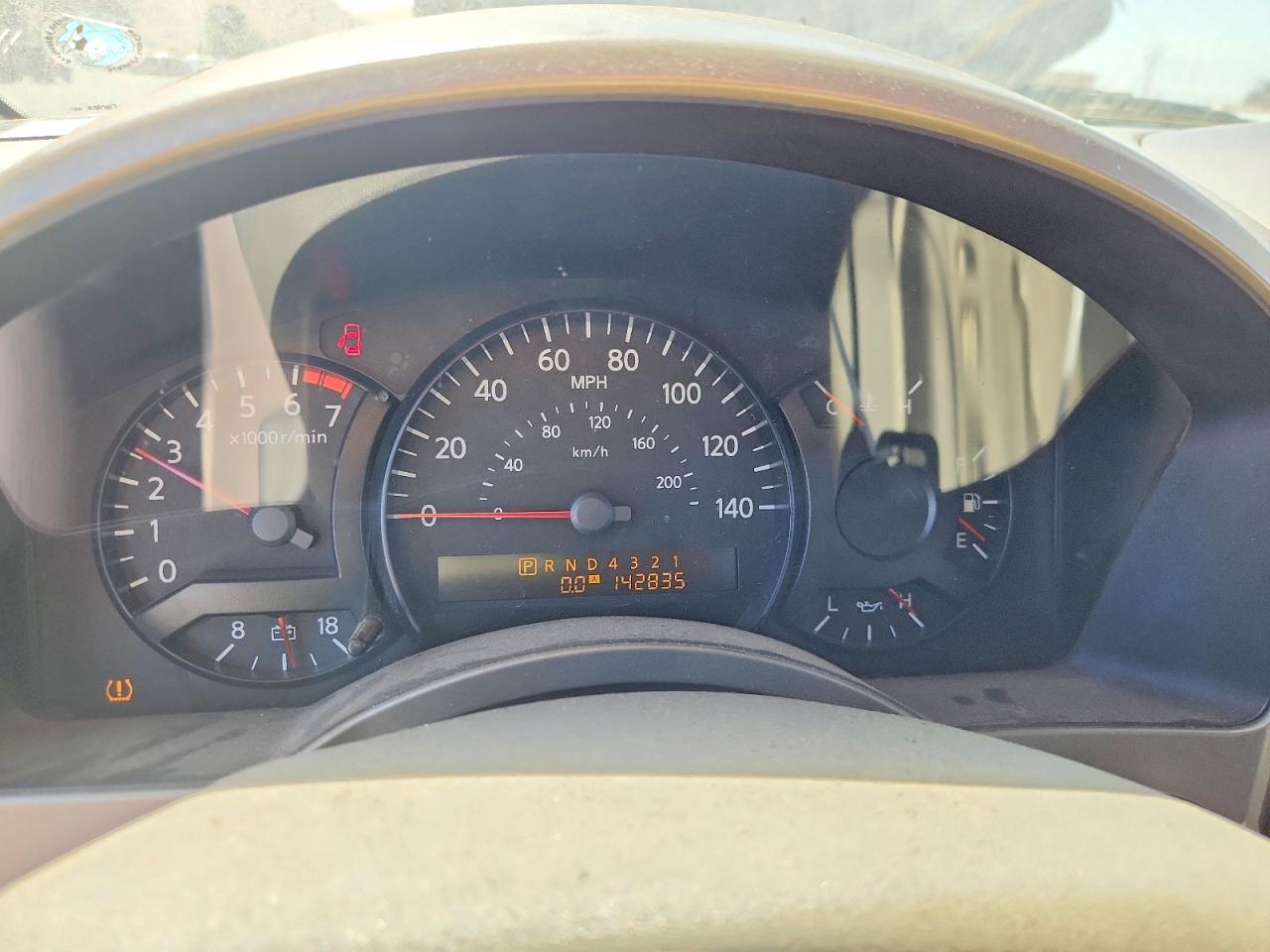 2004 Nissan Titan Xe Silver vin: 1N6AA06A64N526785