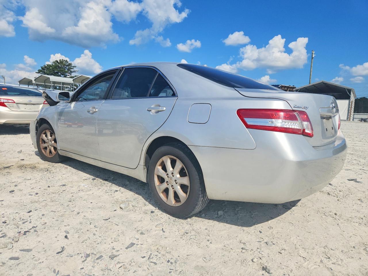 2011 Toyota Camry Le Silver vin: 4T1BF3EK0BU610409