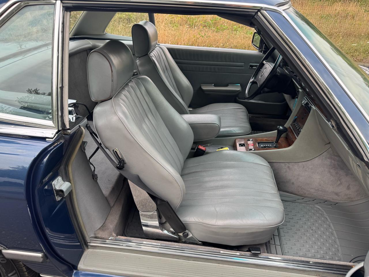 1987 Mercedes-benz 560 Sl Blue vin: WDBBA48D3HA057267