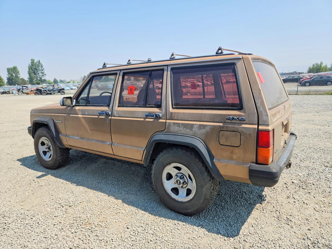 1988 Jeep Cherokee Tan vin: 1JCMR7819JT220507