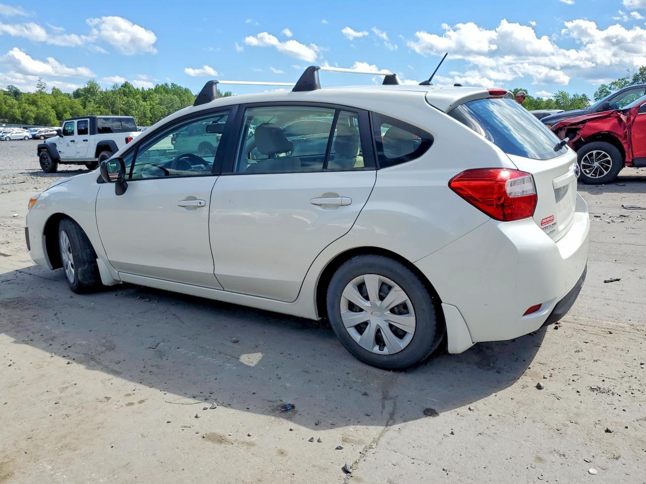2013 Subaru Impreza White vin: JF1GPAA67DH814677
