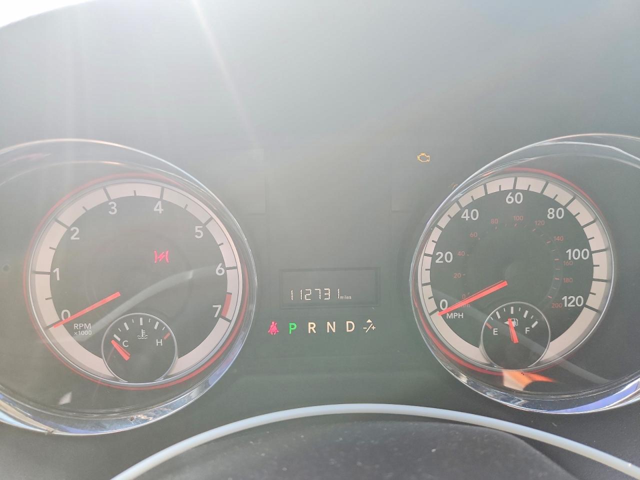 2015 Dodge Grand Caravan Se Красный vin: 2C4RDGBG1FR605903