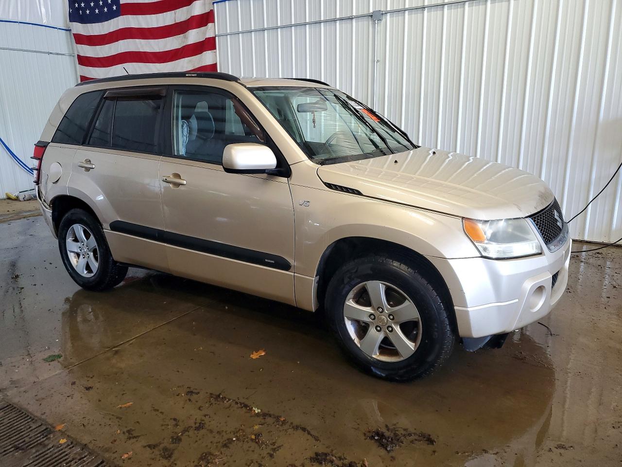 2008 Suzuki Grand Vitara Xsport Beige vin: JS3TD944484102104