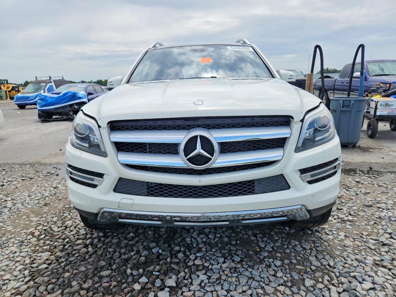 2013 Mercedes-benz Gl 450 4matic White vin: 4JGDF7CE8DA169758