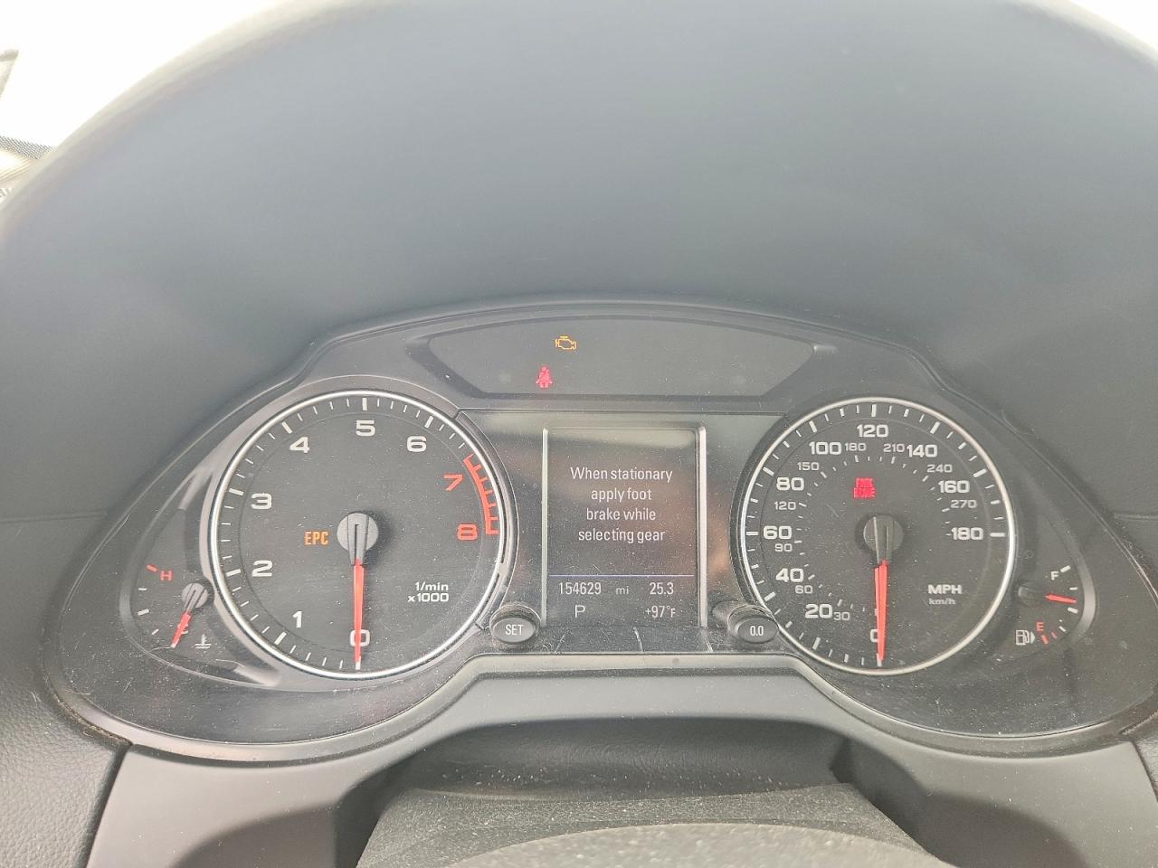 2009 Audi Q5 3.2 White vin: WA1KK78RX9A024595