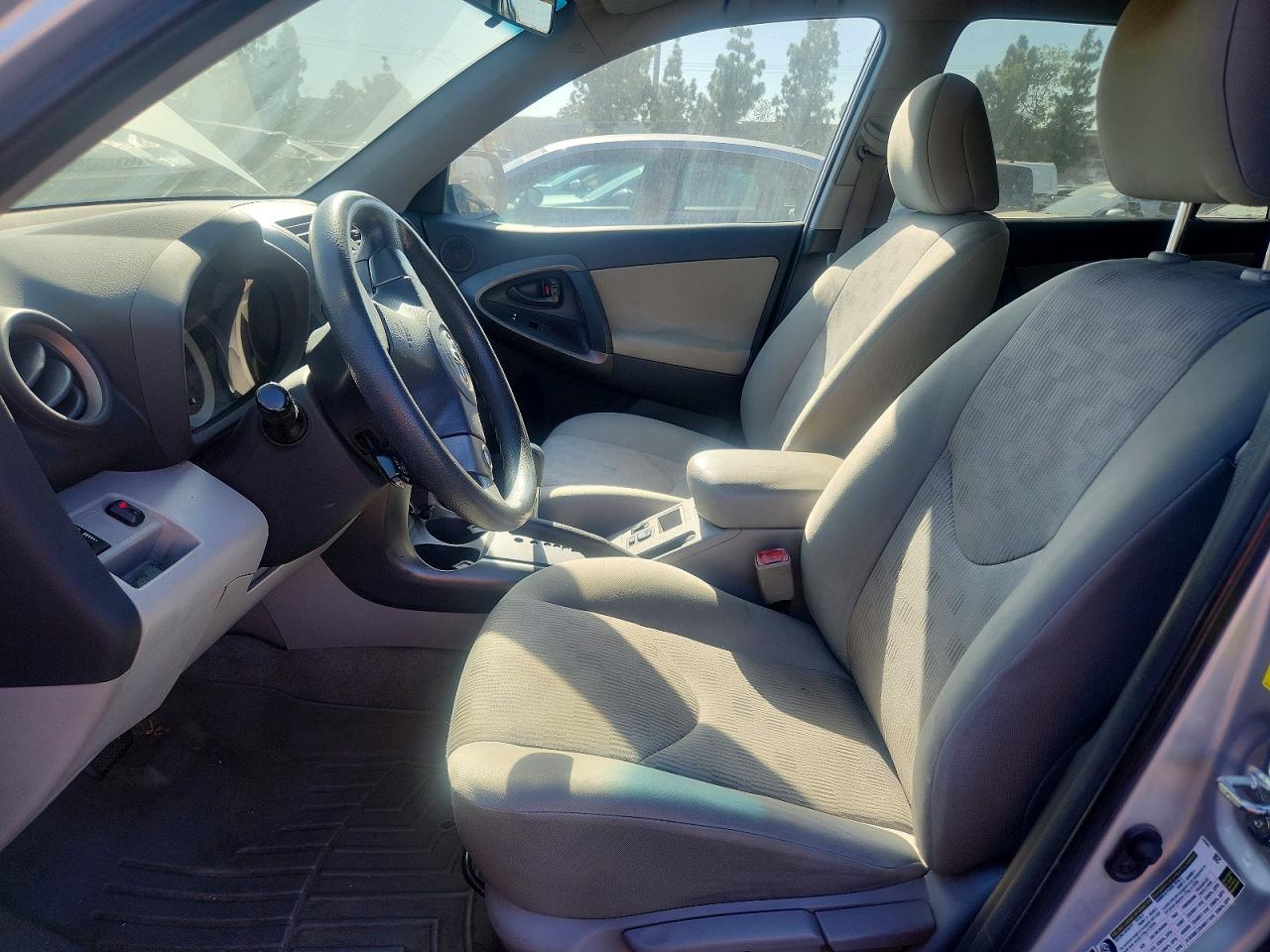 2010 Toyota Rav4 Base Серебряный vin: 2T3BF4DV4AW042298