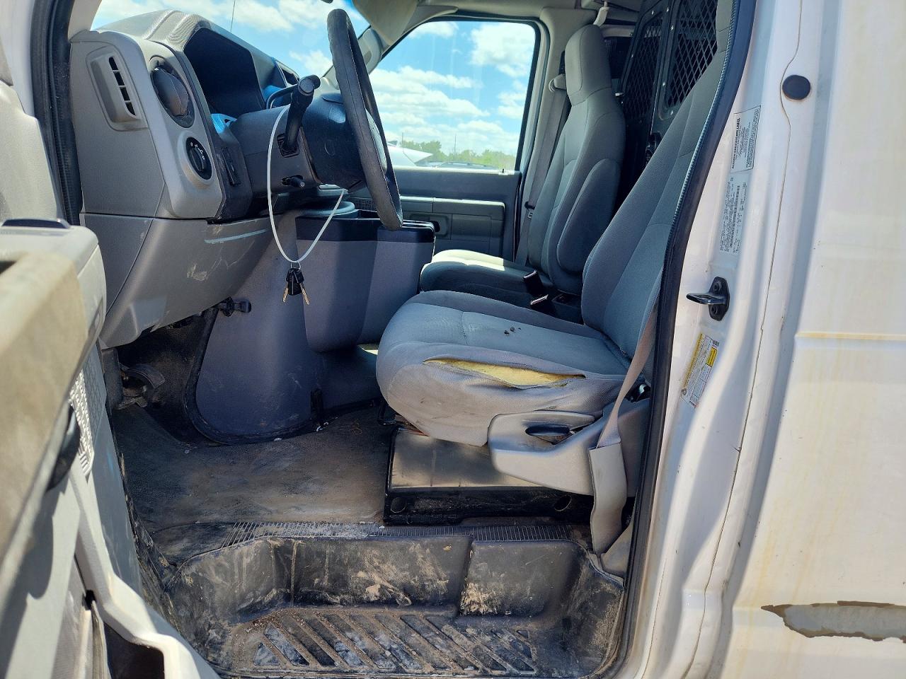 2013 Ford Econoline E150 Van White vin: 1FTNE1EW1DDA01442