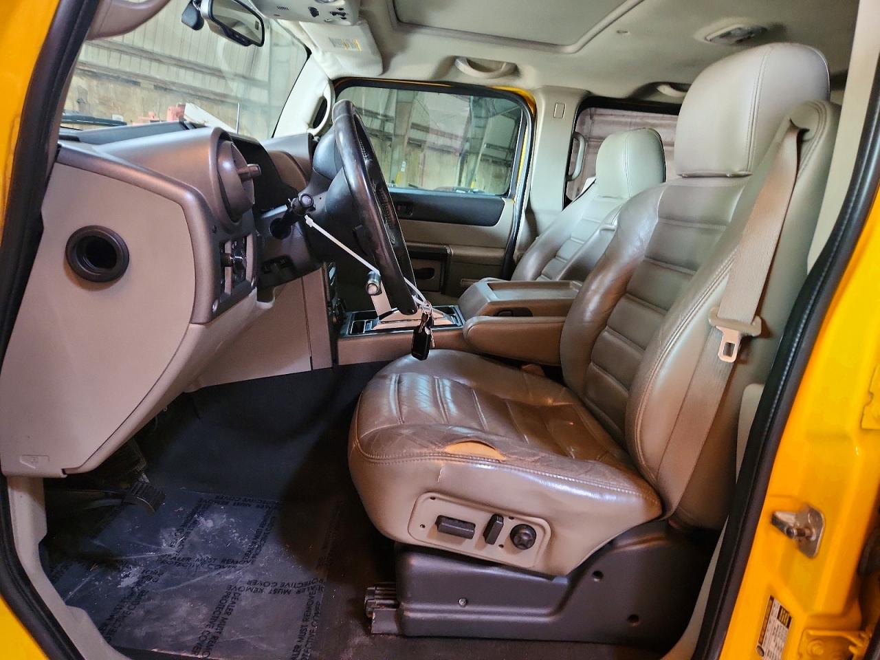 2004 Hummer H2 Желтый vin: 5GRGN23U14H121832