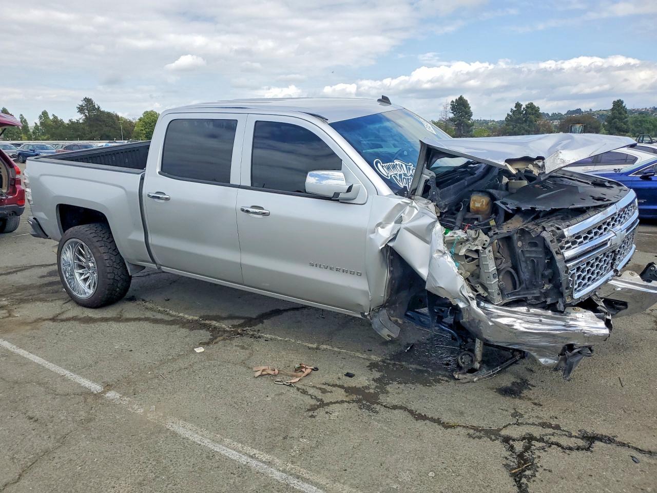 2014 Chevrolet Silverado K1500 Lt Silver vin: 3GCUKREC1EG226571