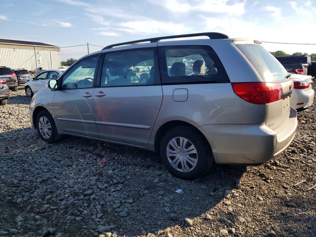 2009 Toyota Sienna Ce 7-passenger Серебряный vin: 5TDZK23C69S280617