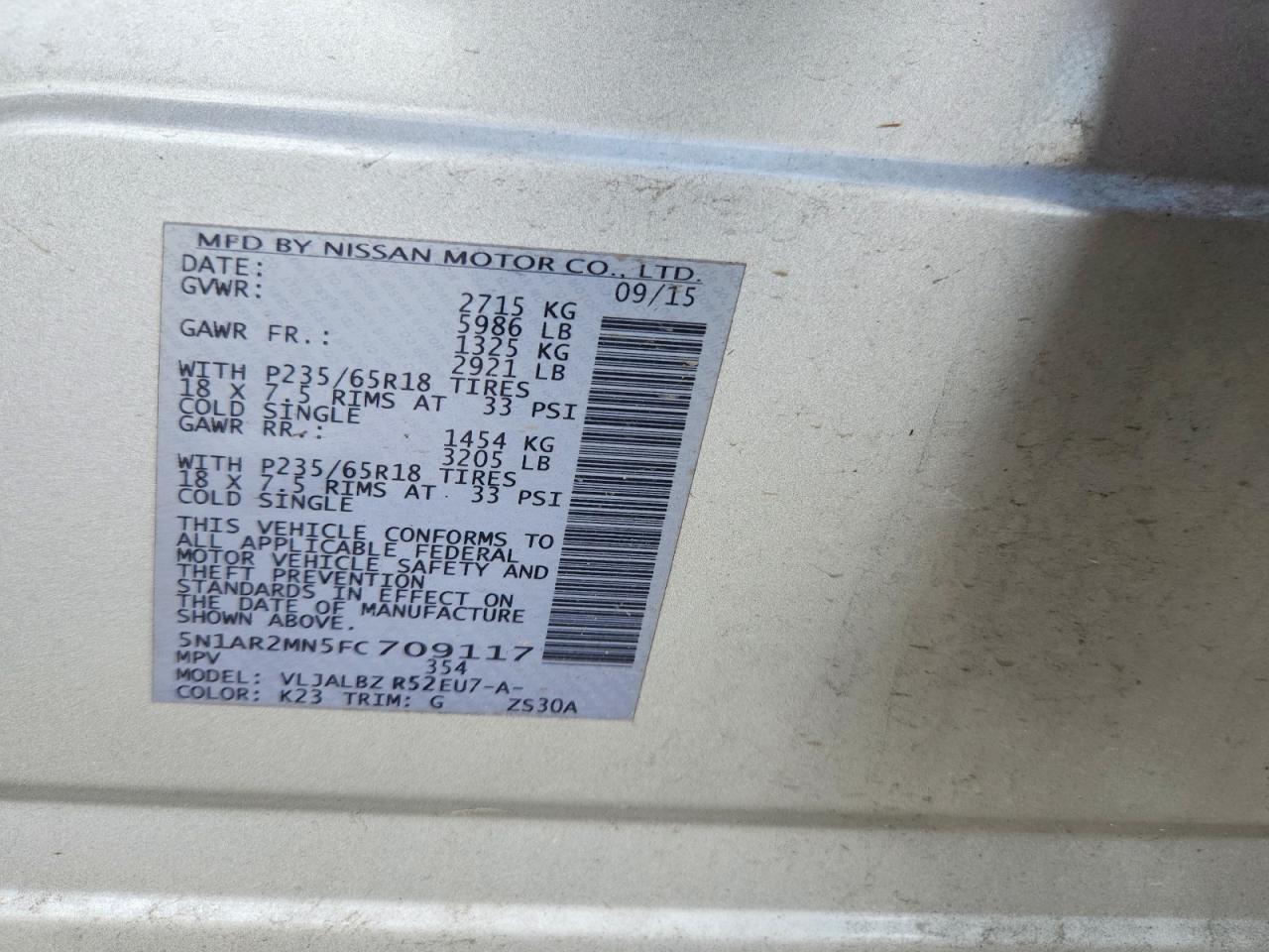 2015 Nissan Pathfinder S Silver vin: 5N1AR2MN5FC709117