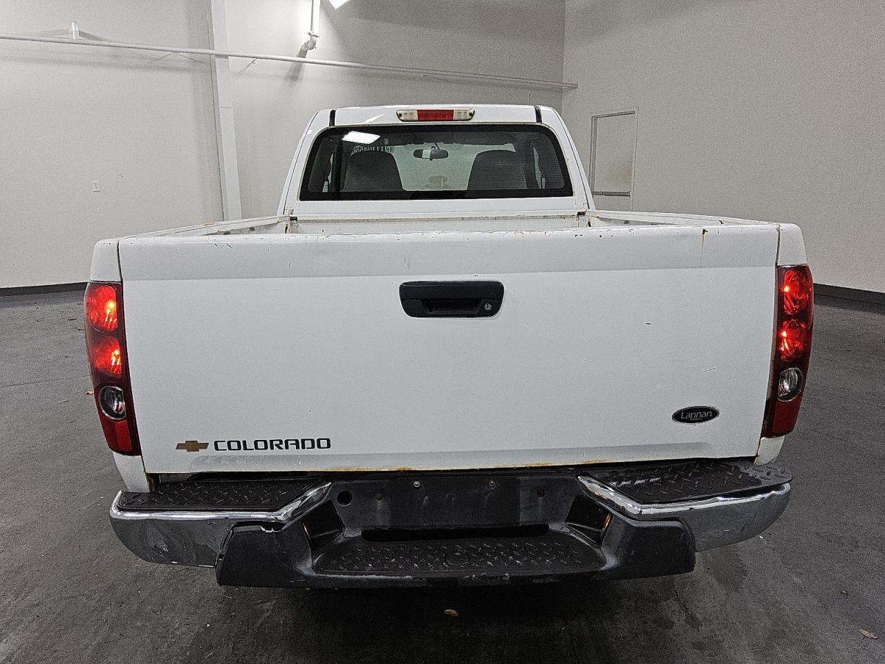 2005 Chevrolet Colorado White vin: 1GCCS198858245627