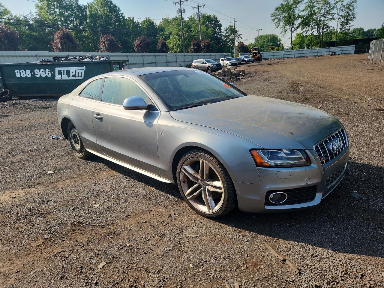 2009 Audi S5 Quattro Gray vin: WAURV78T69A028003
