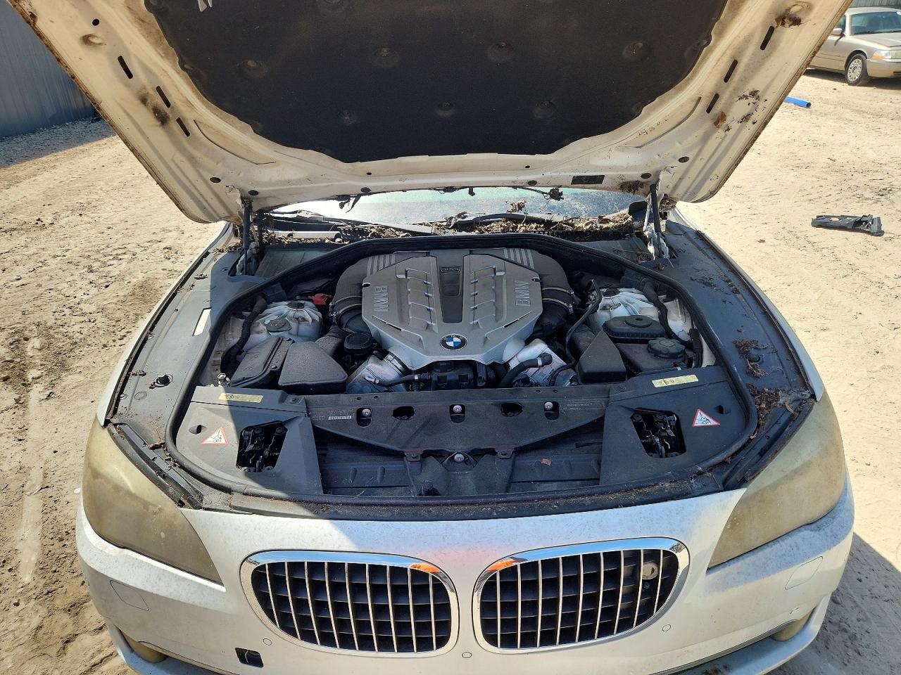 2009 Bmw 750 Li White vin: WBAKB835X9CY60053