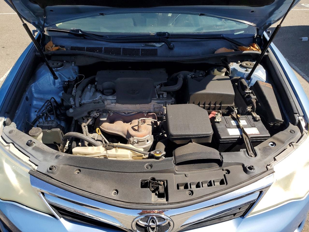 2012 Toyota Camry Le Blue vin: 4T4BF1FK5CR194125