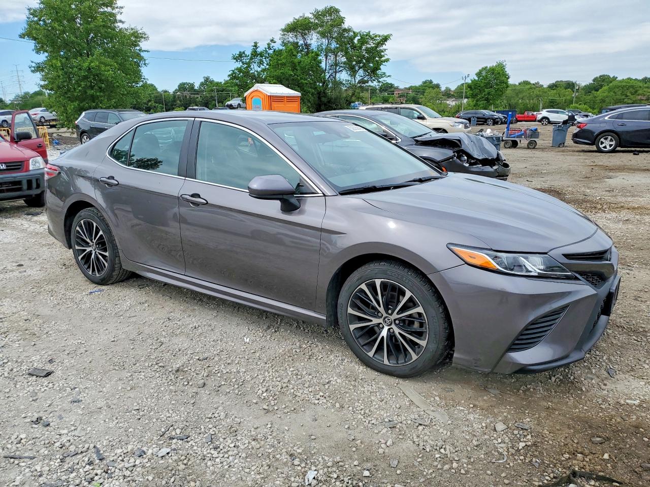 2020 Toyota Camry Se Серый vin: 4T1G11AK0LU882751