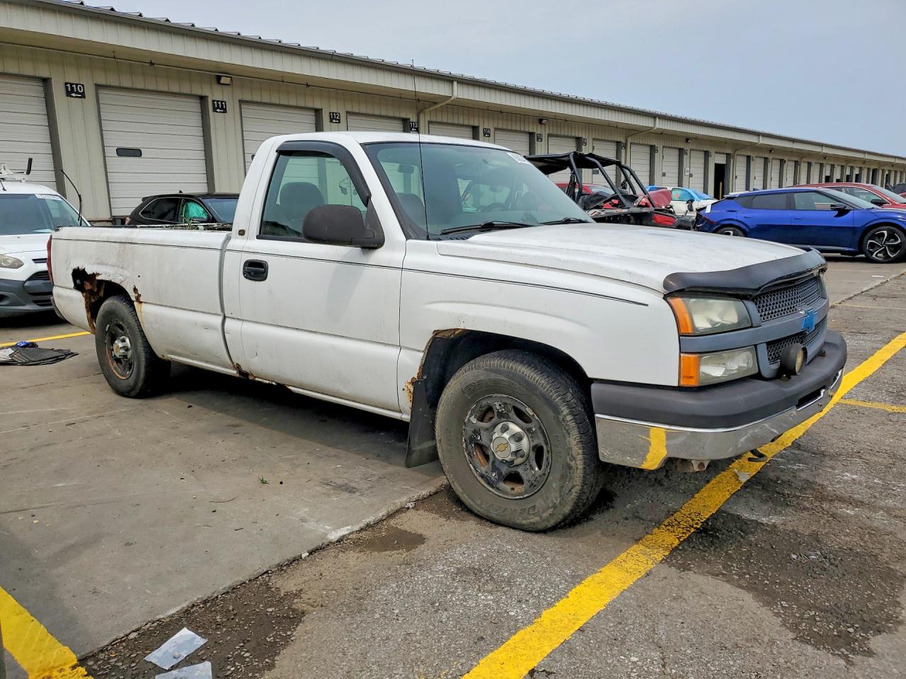2004 Chevrolet Silverado C1500 White vin: 1GCEC14X54Z105953