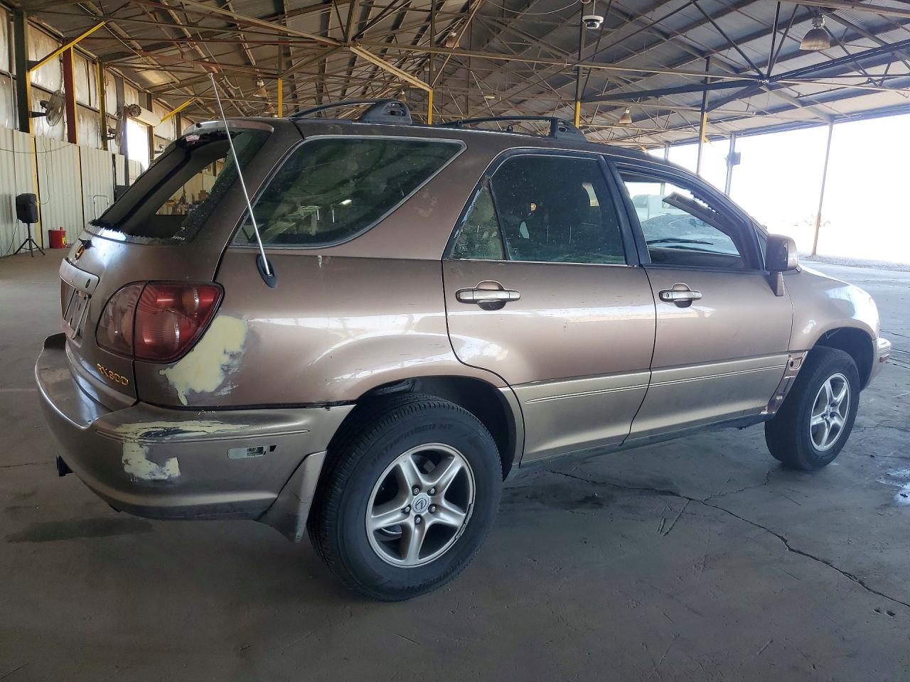 1999 Lexus Rx 300 Gold vin: JT6GF10U1X0039316