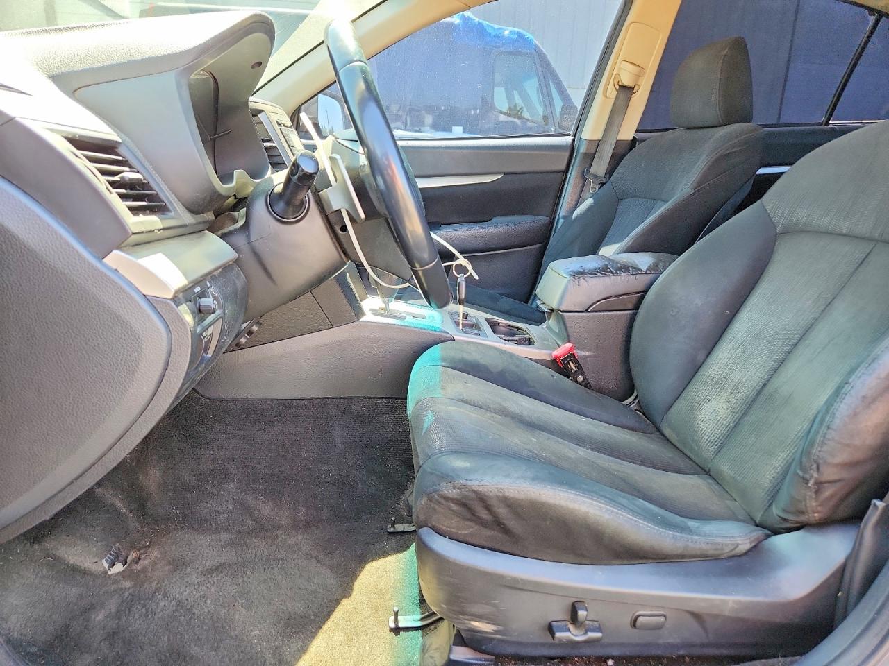 2013 Subaru Legacy 2.5i Premium Silver vin: 4S3BMBG64D3003751