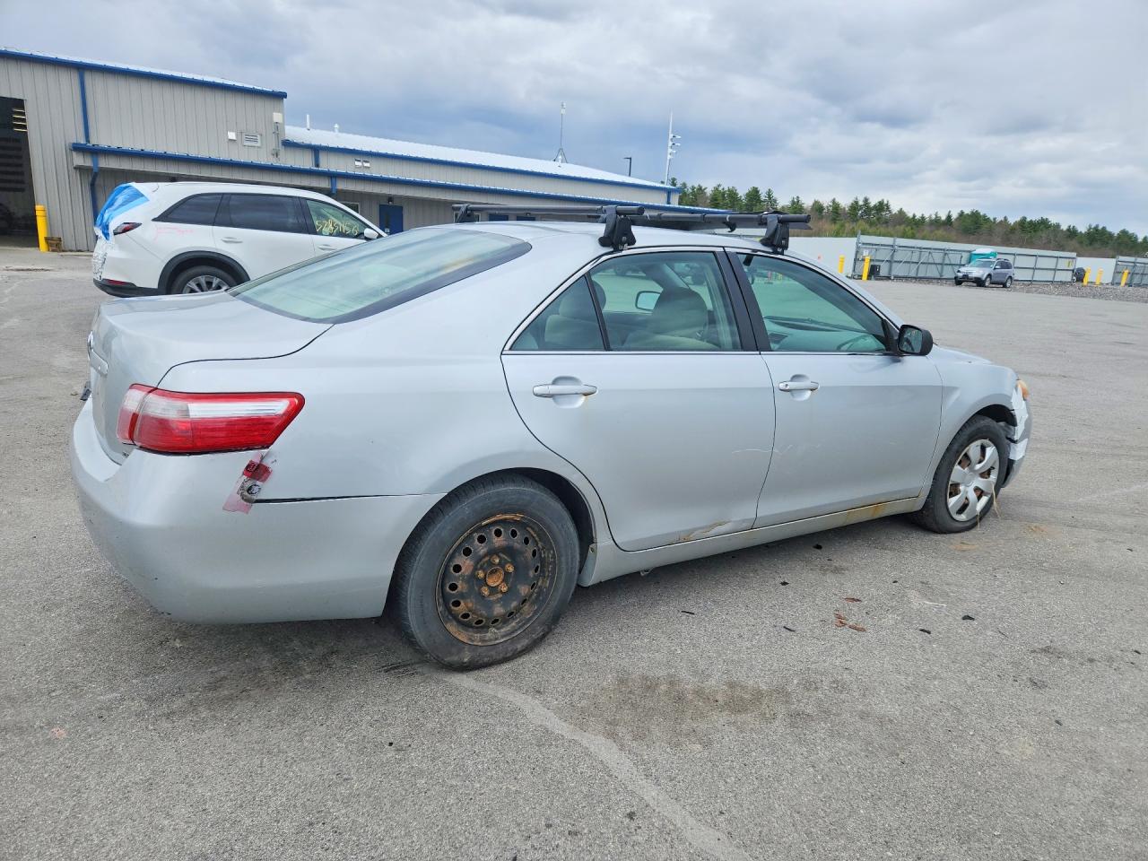 2007 Toyota Camry Ce Silver vin: JTNBE46KX73033909