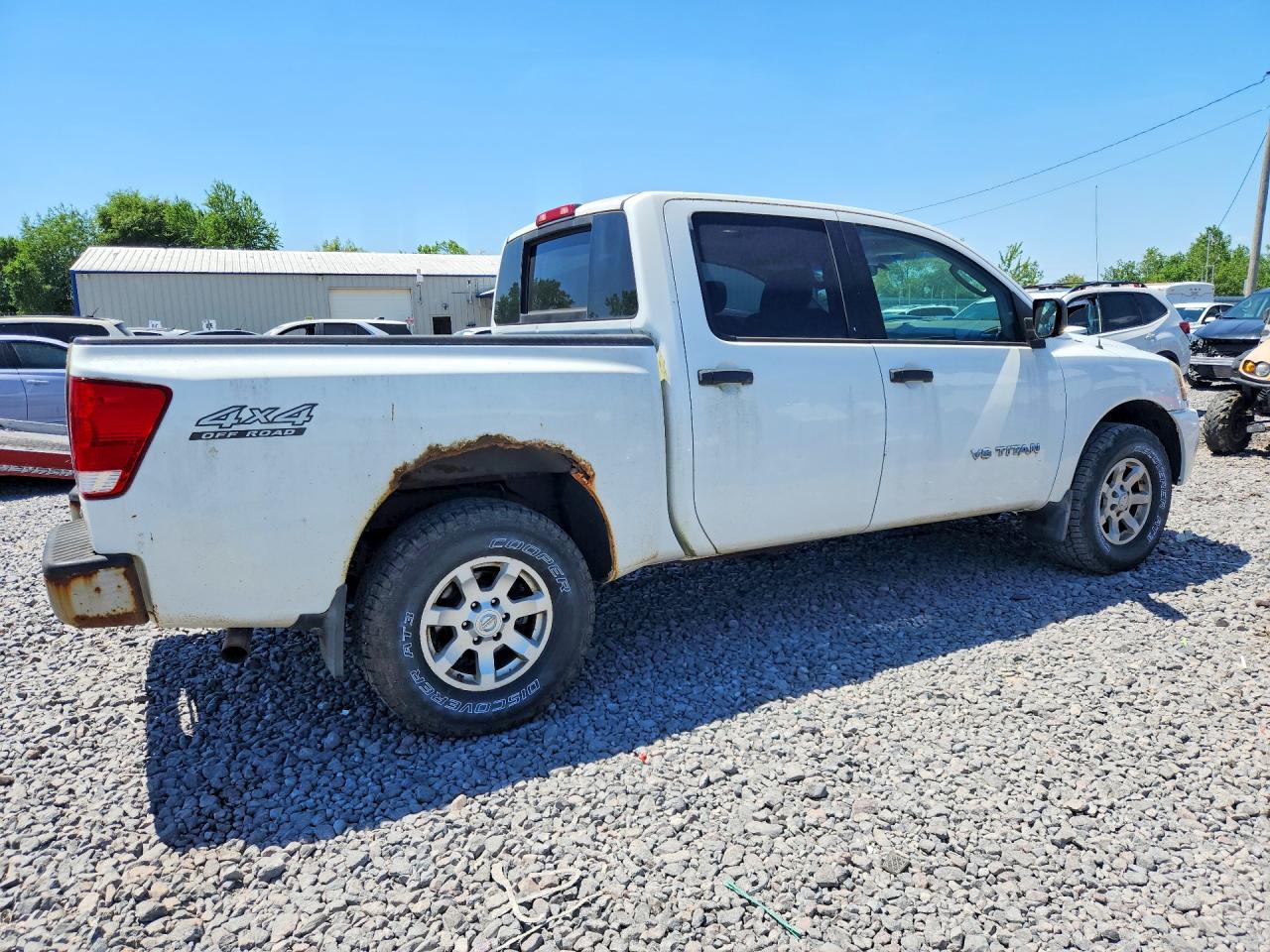 2005 Nissan Titan Xe White vin: 1N6AA07B45N502140