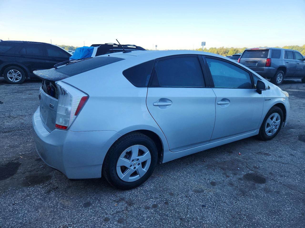 2010 Toyota Prius Ii Silver vin: JTDKN3DU2A1013613