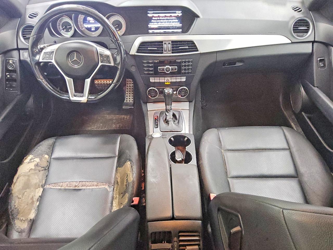 2013 Mercedes-benz C 300 4matic White vin: WDDGF8AB4DR297485
