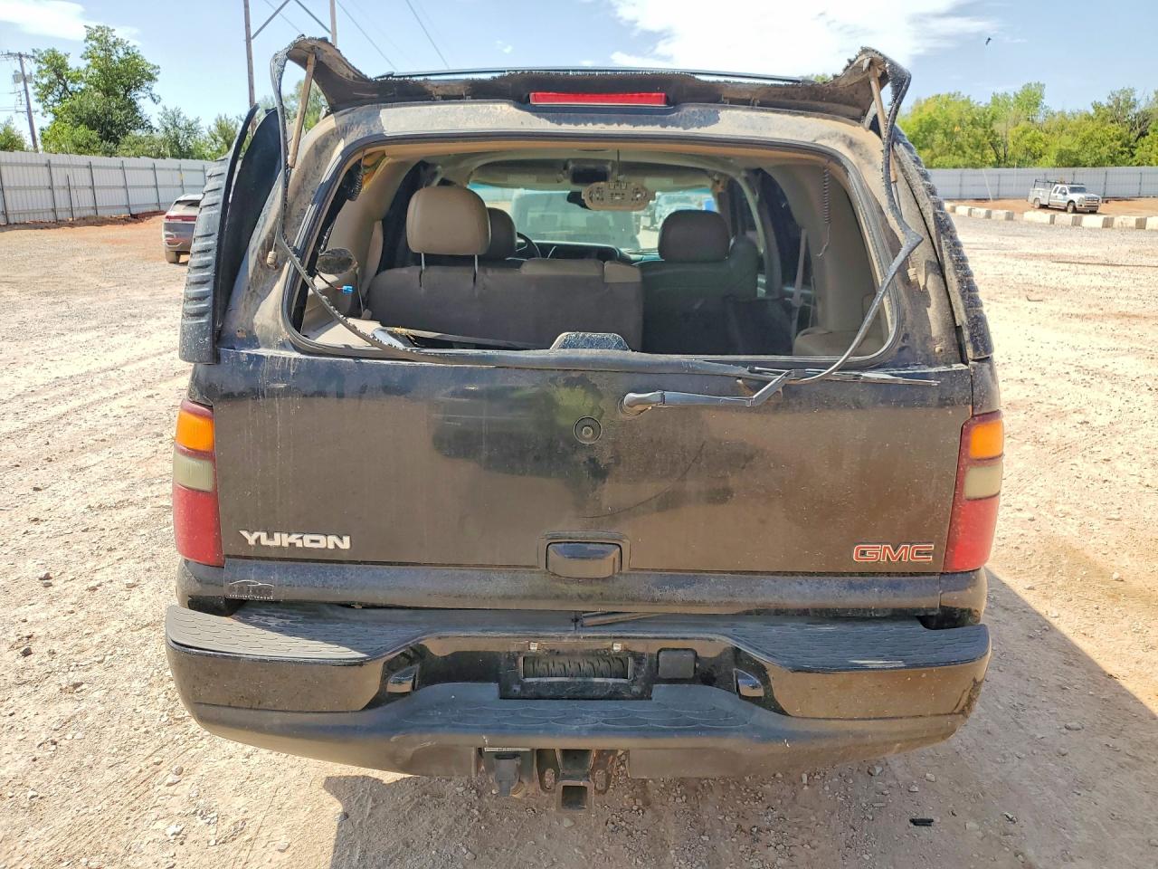 2003 Gmc Yukon Denali Black vin: 1GKEK63U63J165555