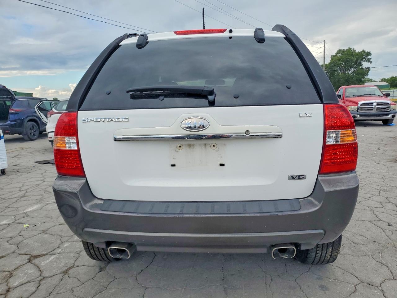 2008 Kia Sportage Lx White vin: KNDJE723387479264