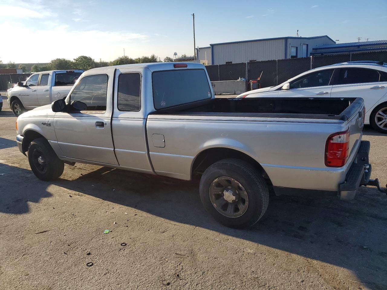 2004 Ford Ranger Super Cab Silver vin: 1FTYR14U04PA46985
