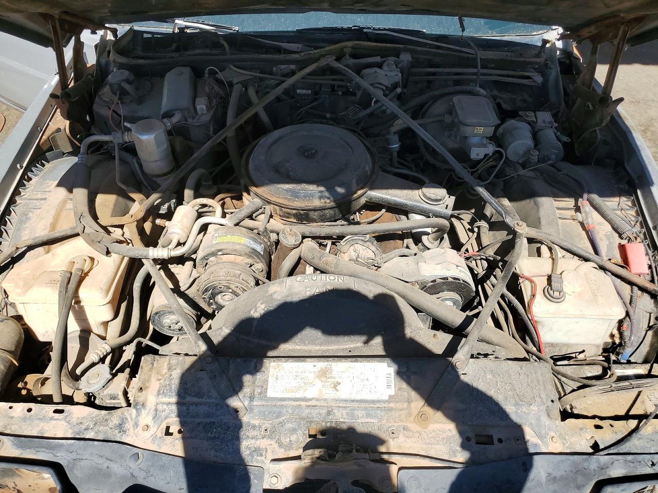 1989 Cadillac Brougham Gray vin: 1G6DW51Y7KR707034
