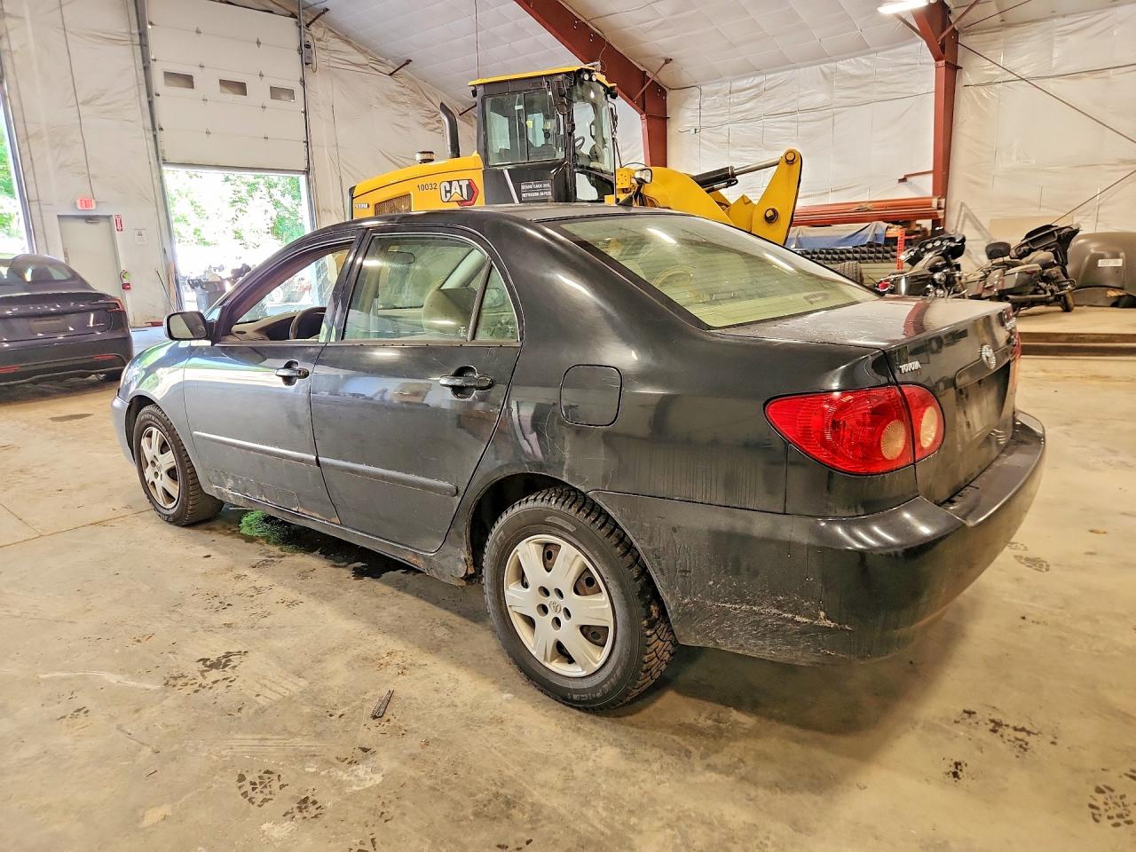 2005 Toyota Corolla Le Black vin: JTDBR32EX50057368
