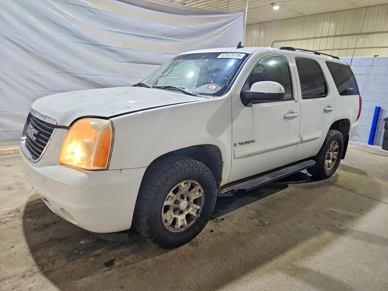 2007 Gmc Yukon White vin: 1GKFK13077J112342