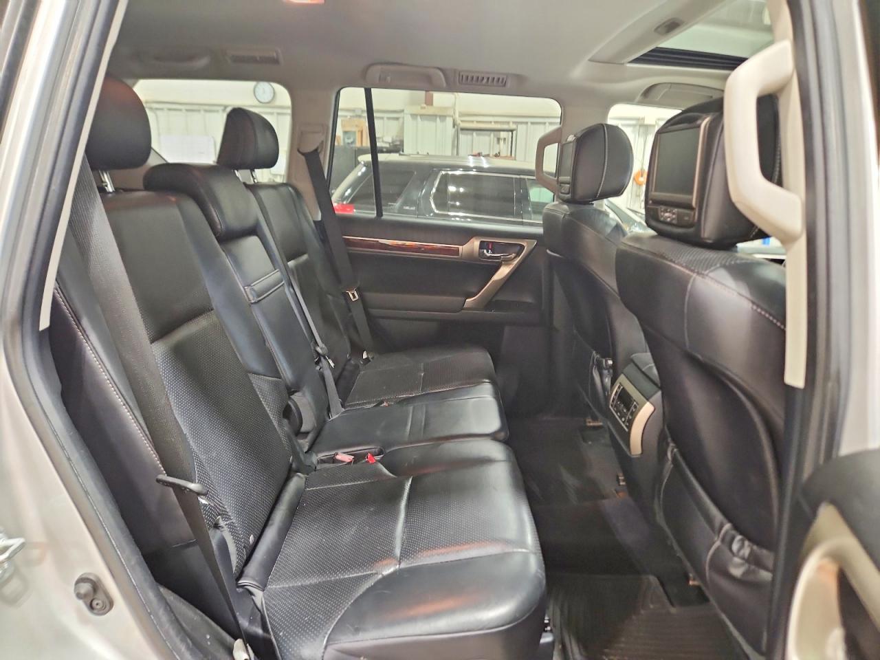 2010 Lexus Gx 460 Silver vin: JTJBM7FX3A5016527