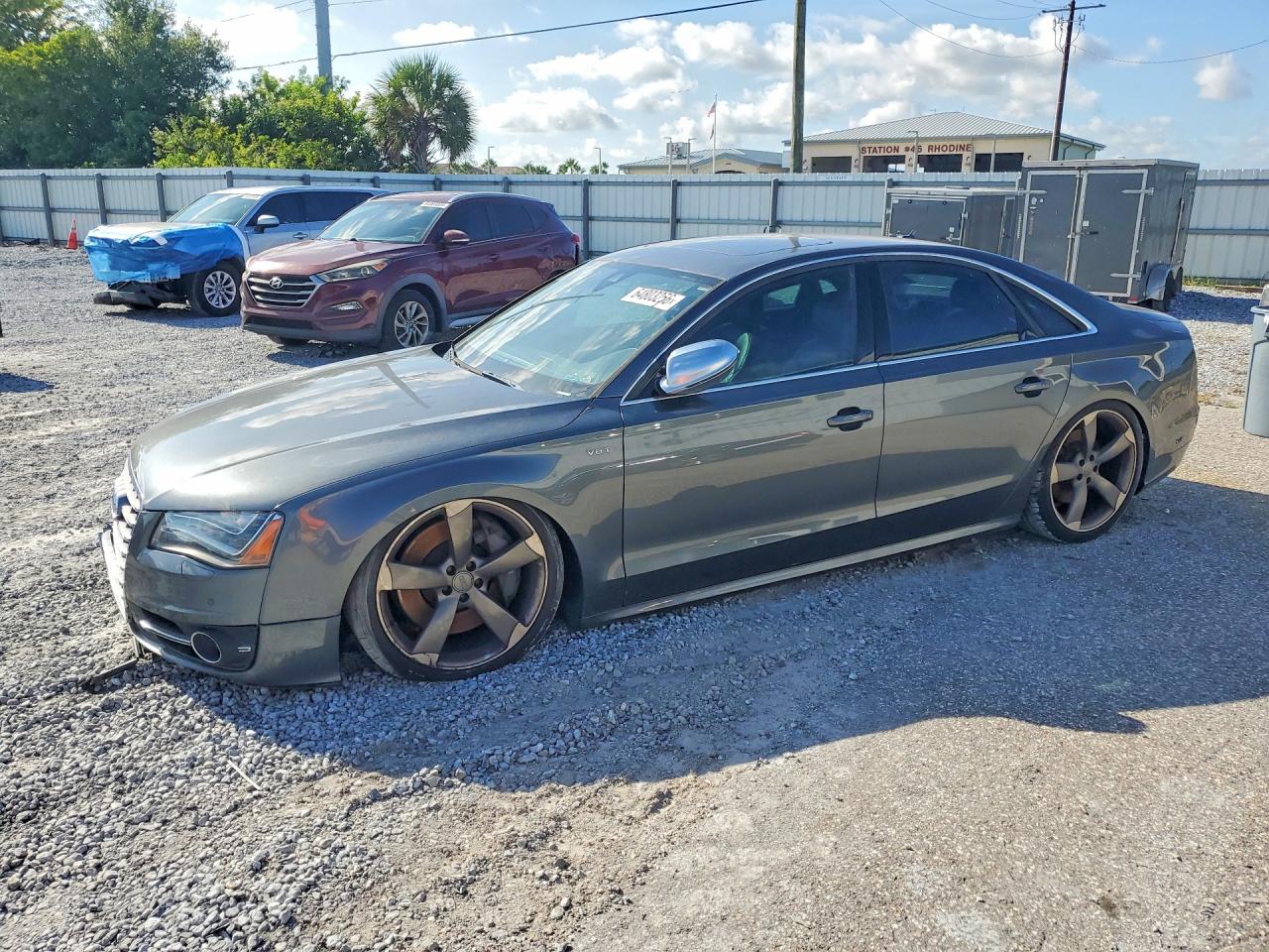 2014 Audi S8 Quattro Gray vin: WAUD2AFD1EN007994