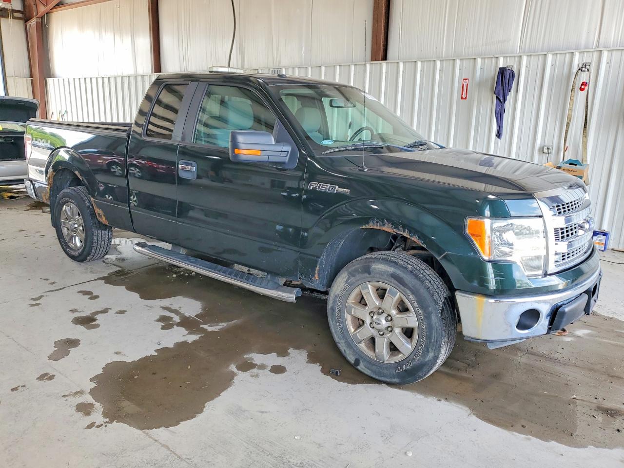 2013 Ford F150 Super Cab Green vin: 1FTFX1EF2DKF82721