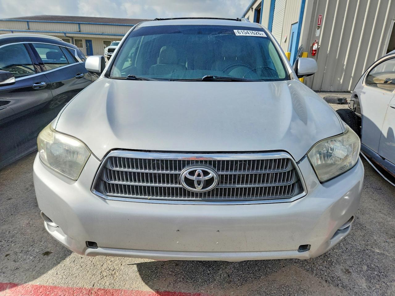 2010 Toyota Highlander Hybrid Limited Silver vin: JTEJW3EH8A2046017