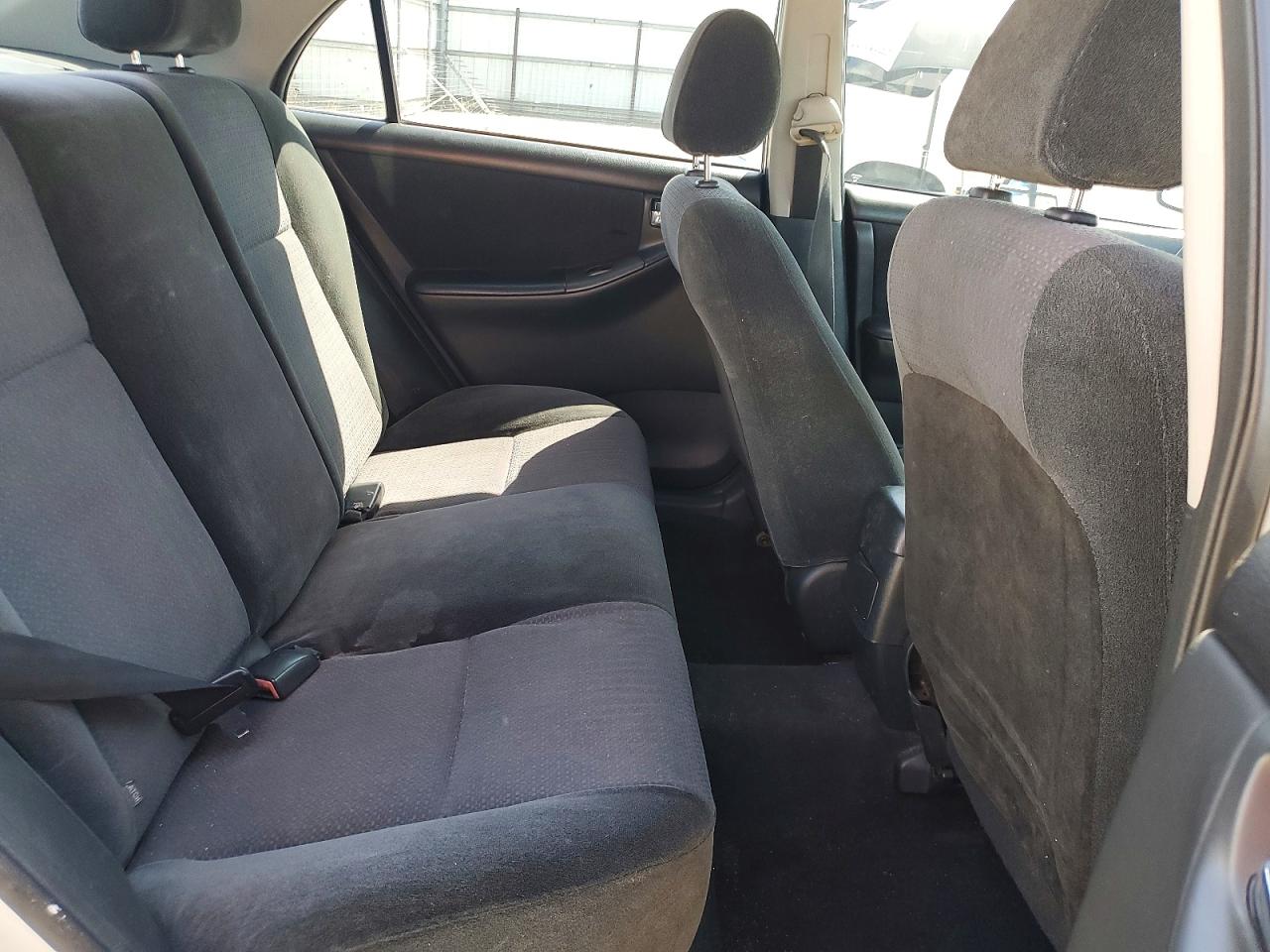 2004 Toyota Corolla S Silver vin: 1NXBR32E54Z302953
