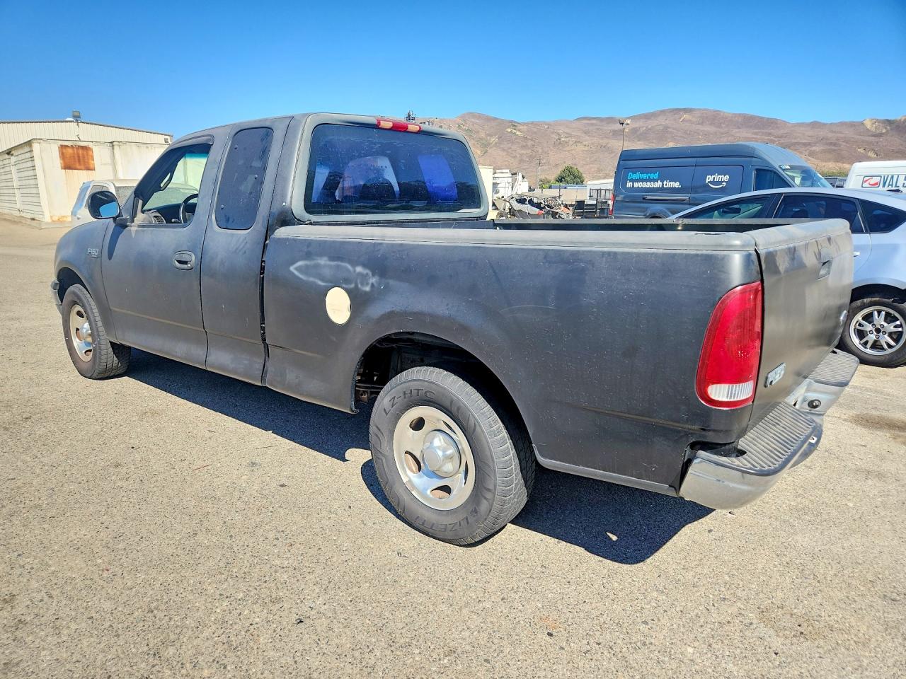 2001 Ford F150 Black vin: 1FTZX17261NB94537