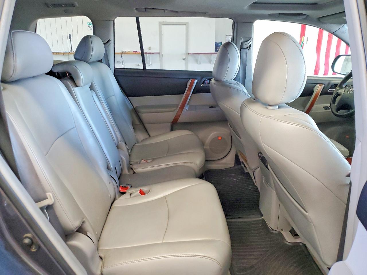 2010 Toyota Highlander Limited Gray vin: 5TDDK3EH9AS031399