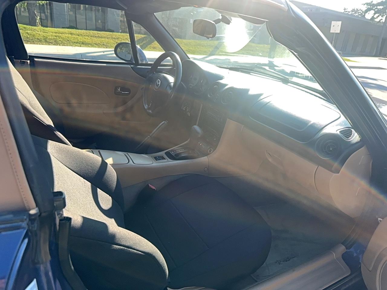 2001 Mazda Mx-5 Miata Base Blue vin: JM1NB353810209184