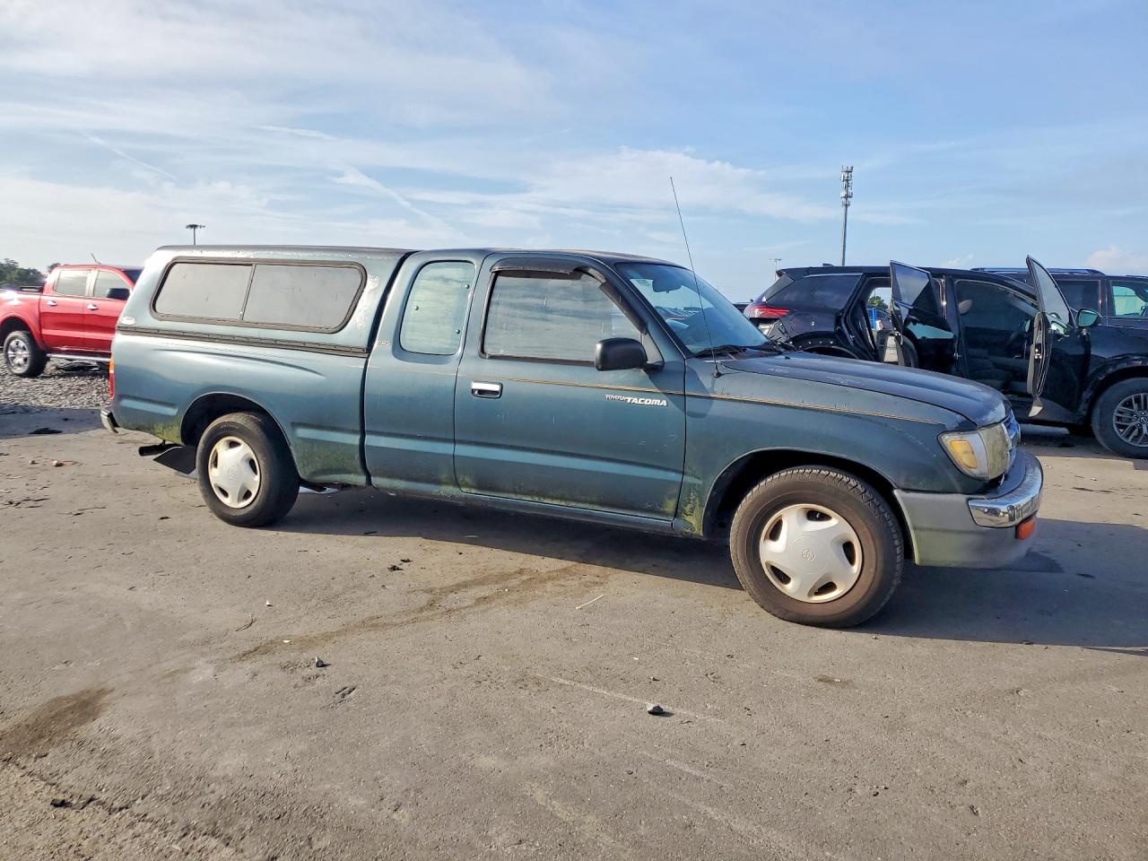 1998 Toyota Tacoma Base Green vin: 4TAVL52N4WZ038575