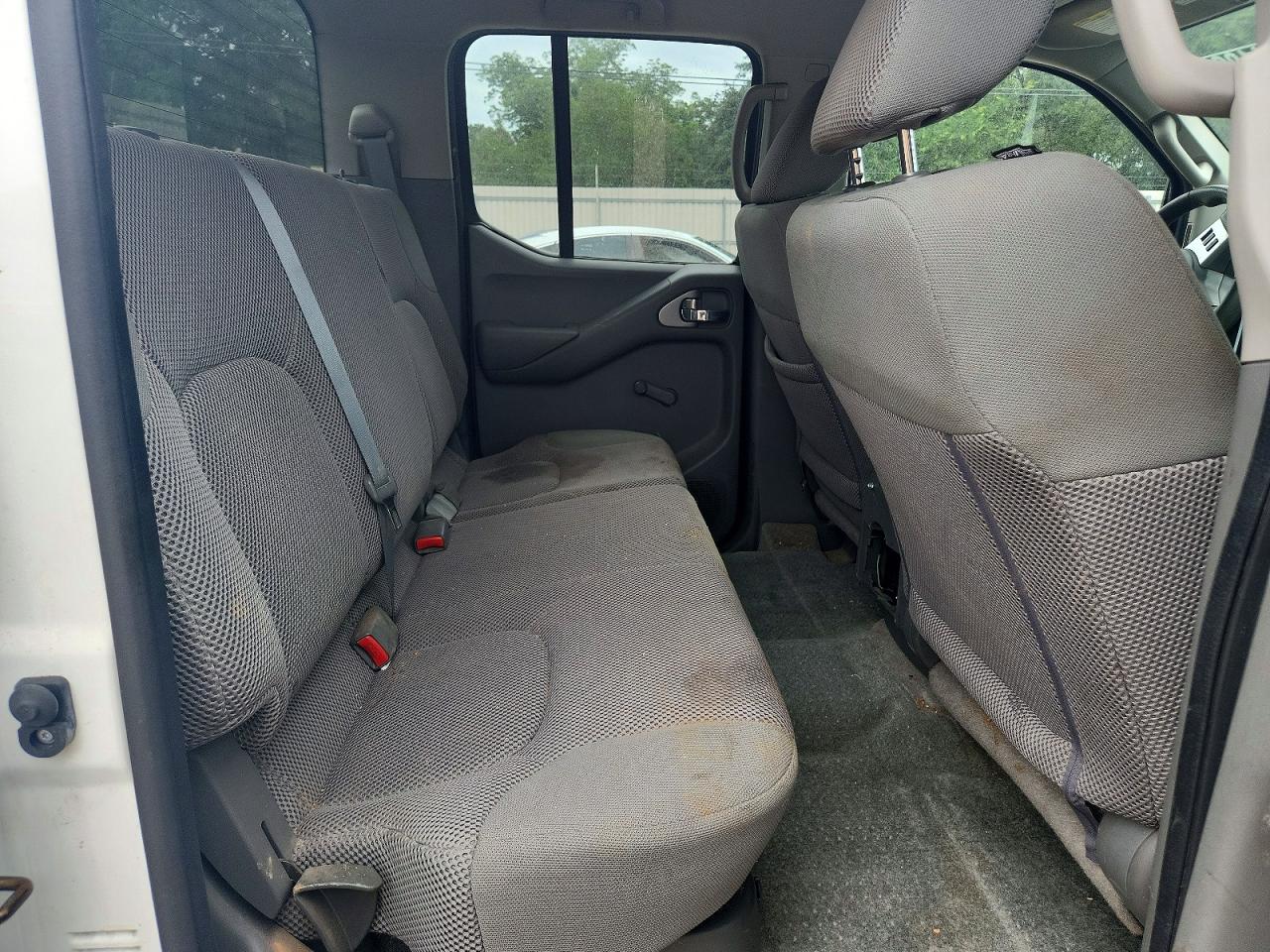 2015 Nissan Frontier S White vin: 1N6AD0ER7FN766459