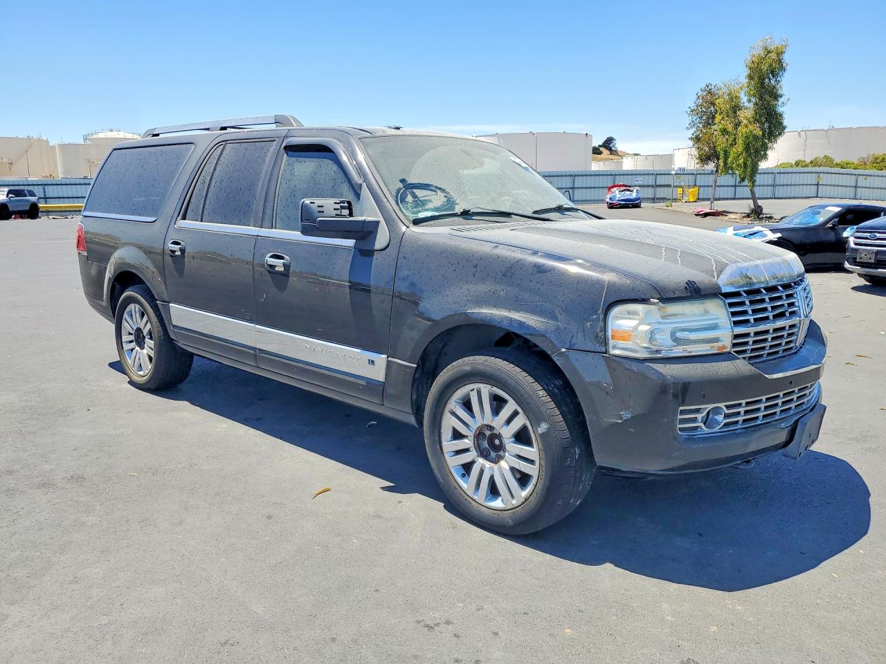 2011 Lincoln Navigator L Черный vin: 5LMJJ3J57BEJ00432