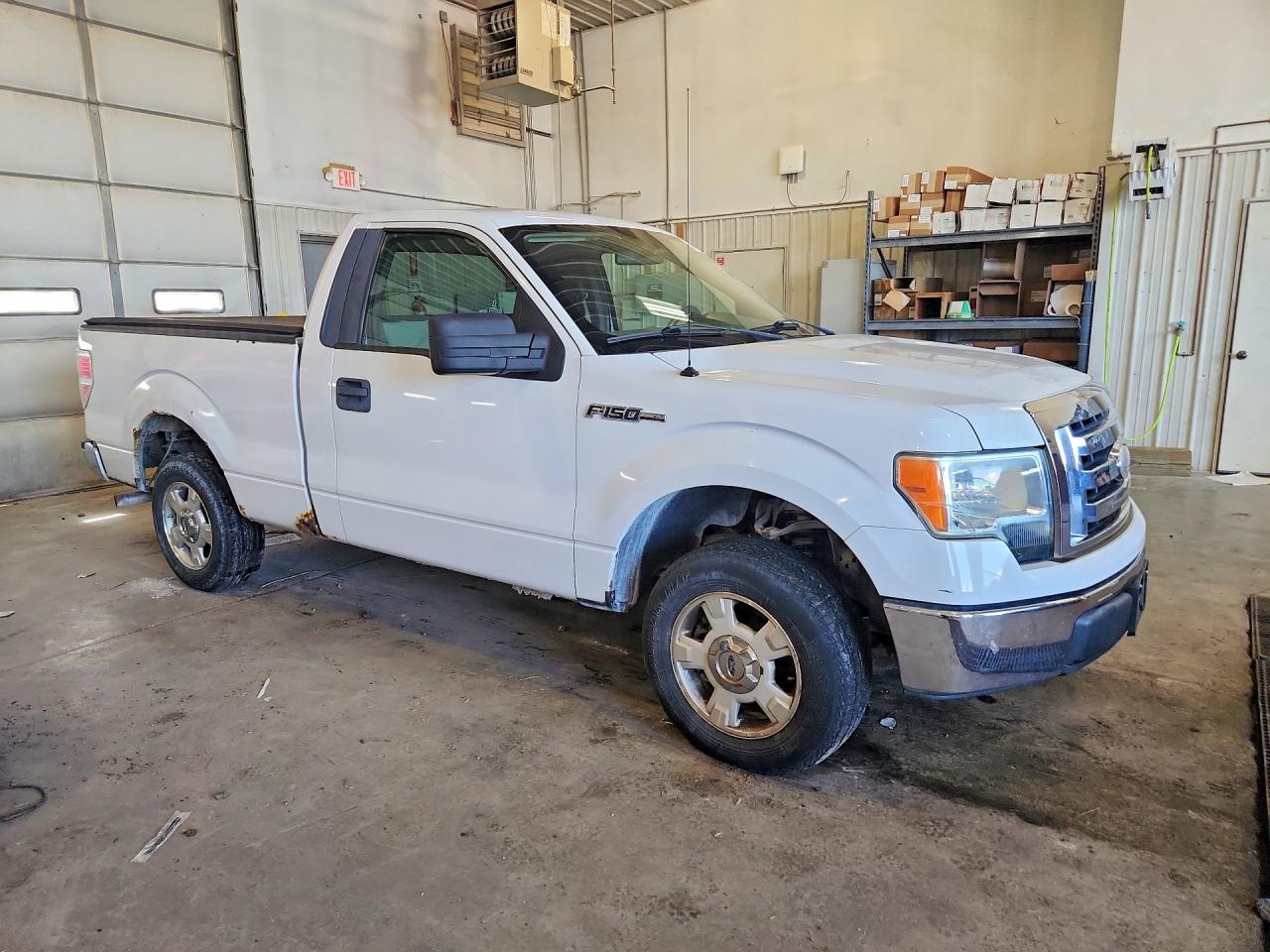 2009 Ford F150 White vin: 1FTRF12W89KA34718