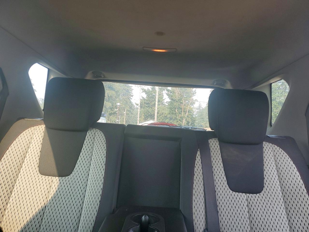 2010 Chevrolet Equinox Ls Silver vin: 2CNALBEW0A6413240