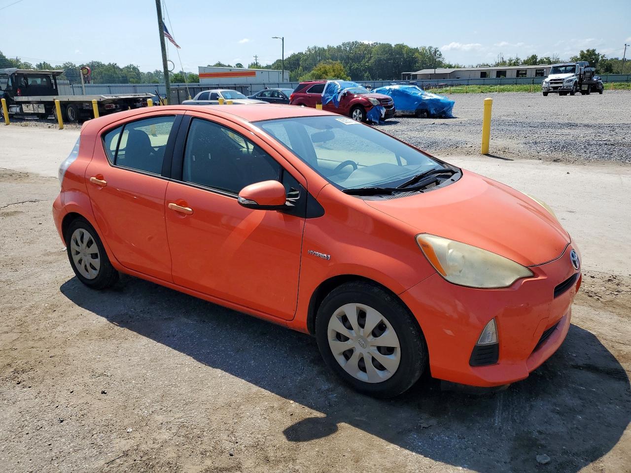 2013 Toyota Prius C Two Orange vin: JTDKDTB39D1040261