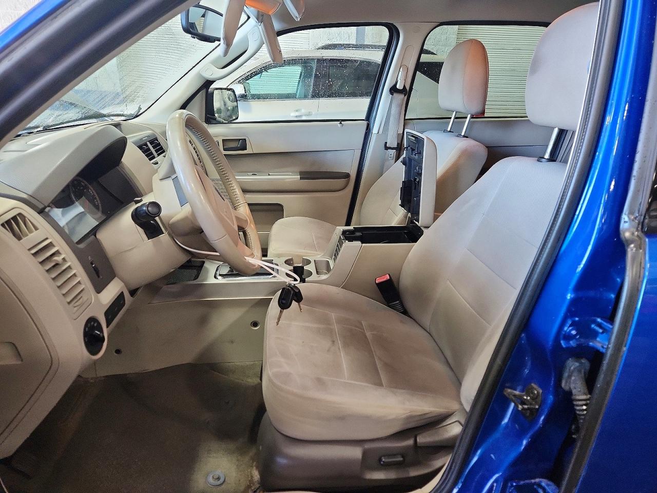 2011 Ford Escape Xlt Blue vin: 1FMCU0DG3BKB11010
