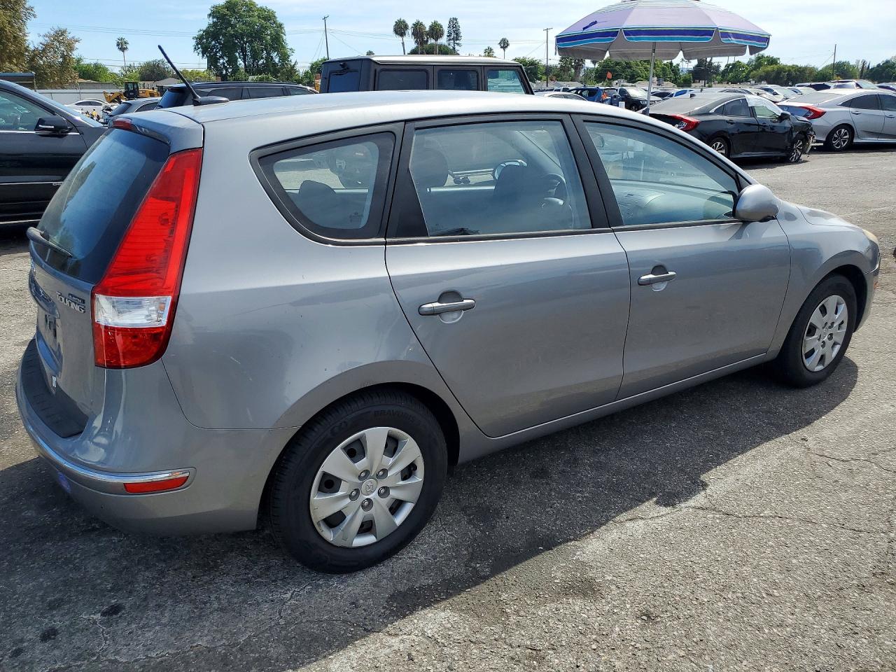 2012 Hyundai Elantra Touring Gls Silver vin: KMHDB8AE6CU138431